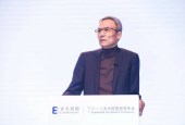 许小年：去杠杆要坚定不移的推进下去